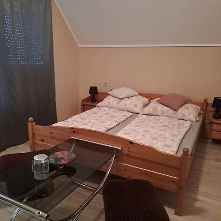 Апартаменты 4