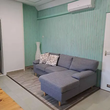 4 Апартаменты *